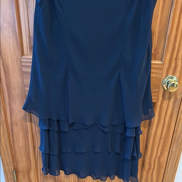 Elegant Navy Blue Layered Dress - Picture 5 of 6